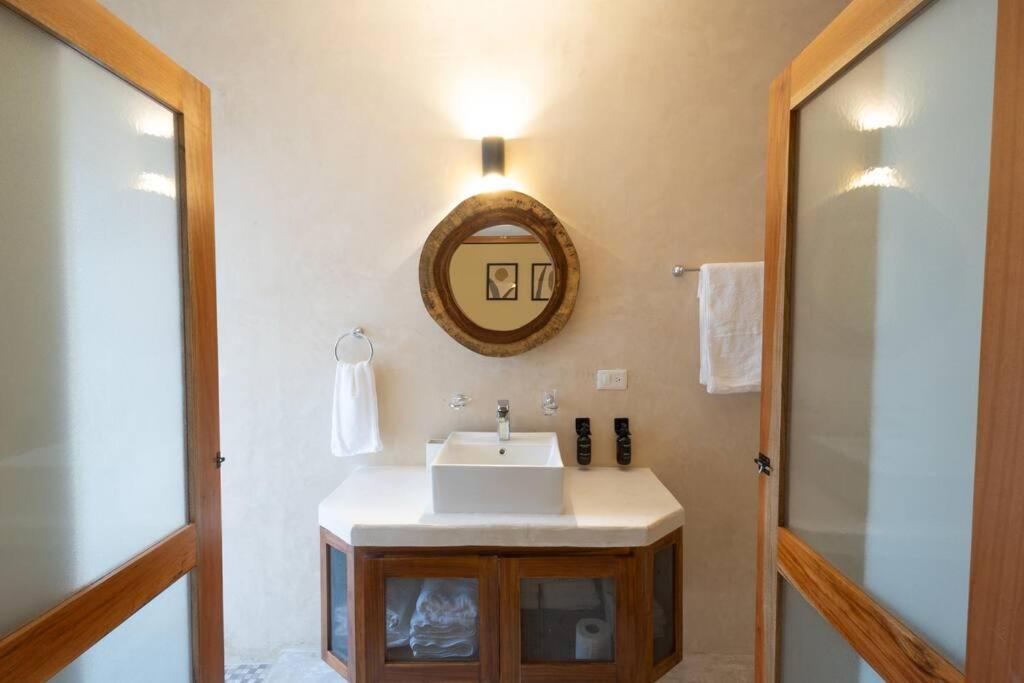 La Sultana Amazing New House With Pool Villa Valladolid  Exteriör bild